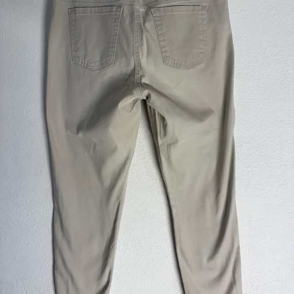 Jones New York Bleeker Skinny Ankle Pants in Cream - Picture 2 of 5